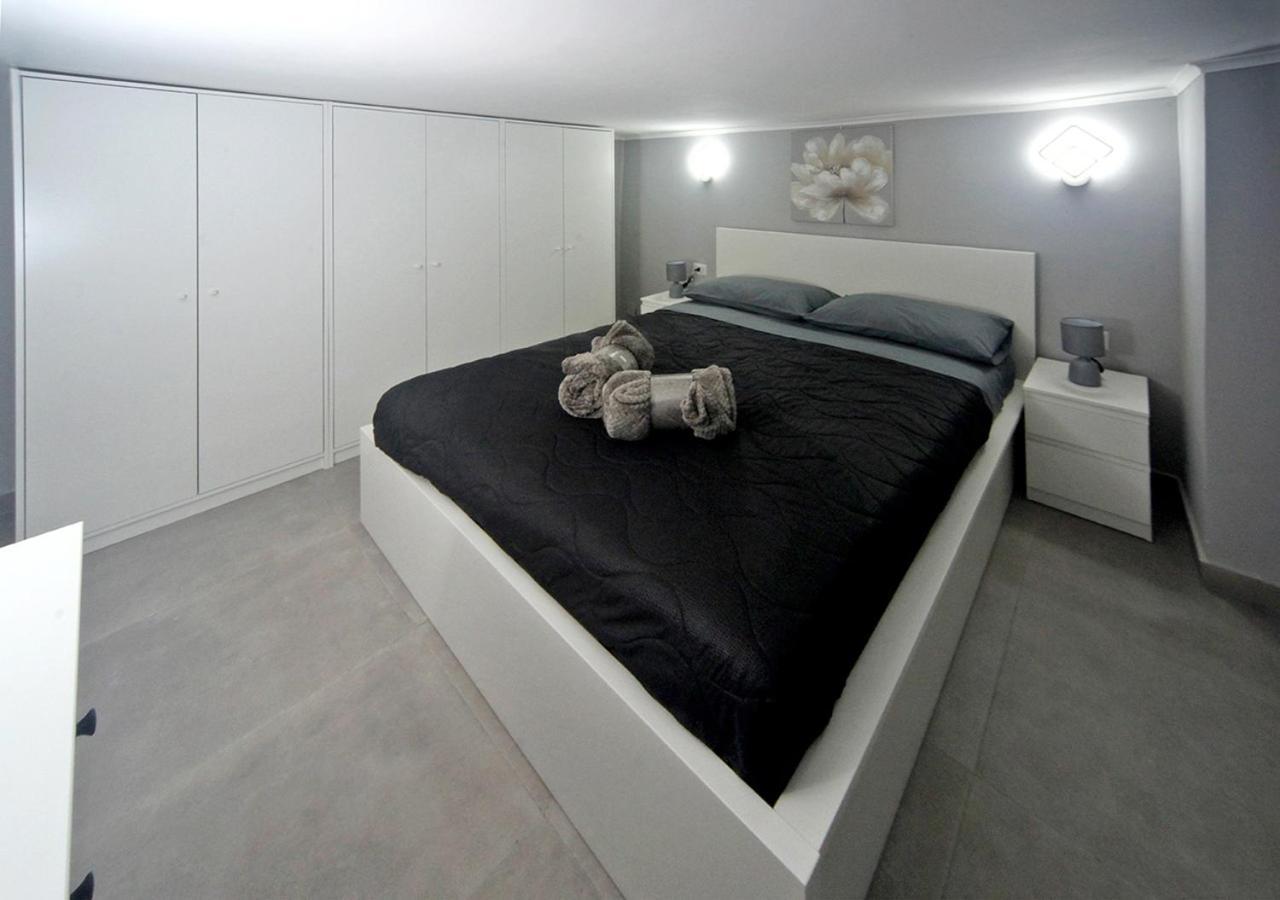 La Casa Di Helena Lägenhet Neapel Exteriör bild